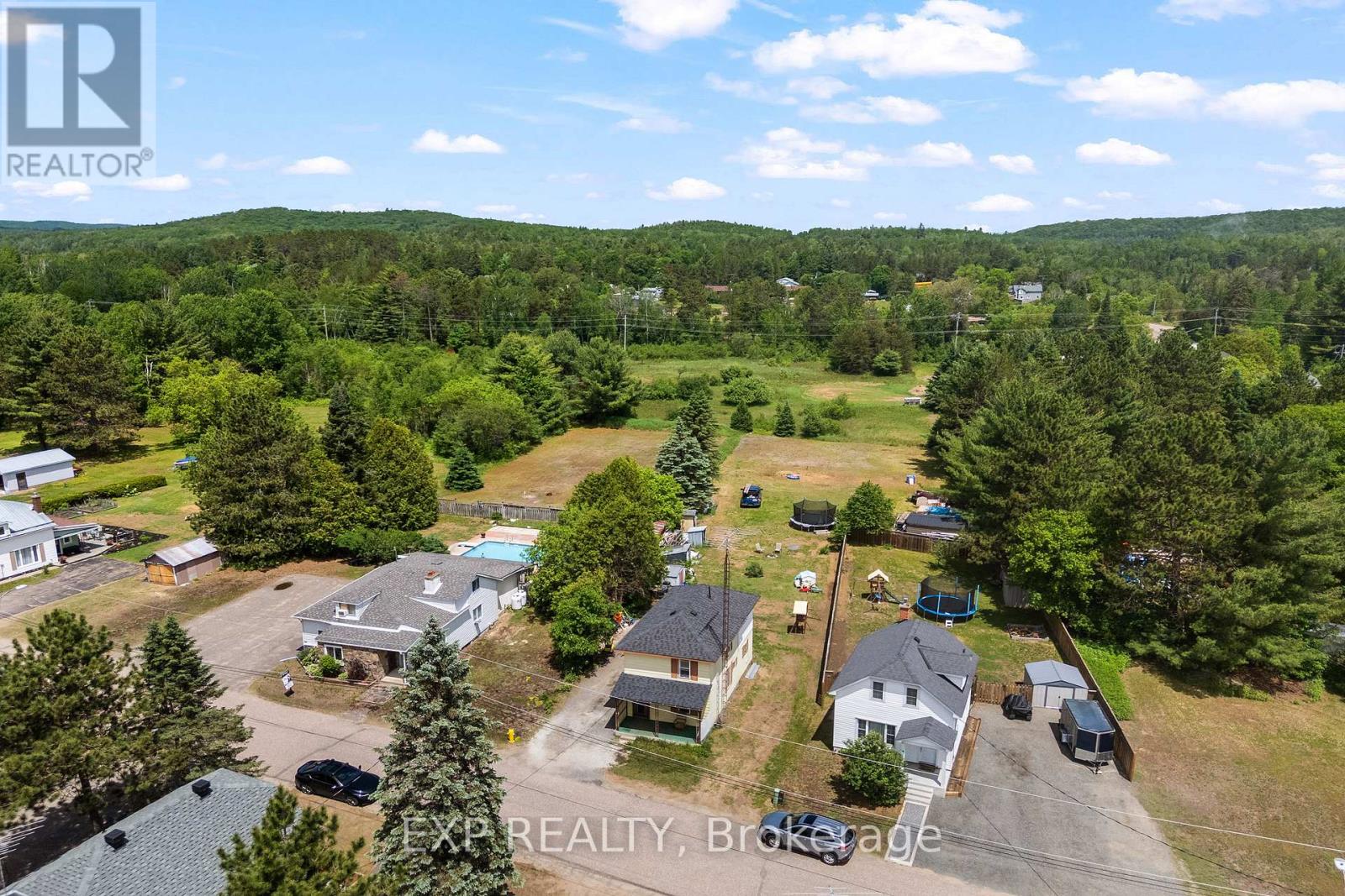 22 Lane Street, Madawaska Valley, Ontario  K0J 1B0 - Photo 17 - X13458194