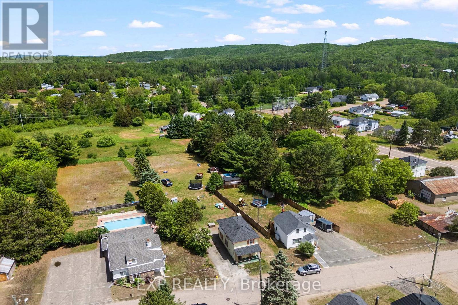22 Lane Street, Madawaska Valley, Ontario  K0J 1B0 - Photo 18 - X13458194