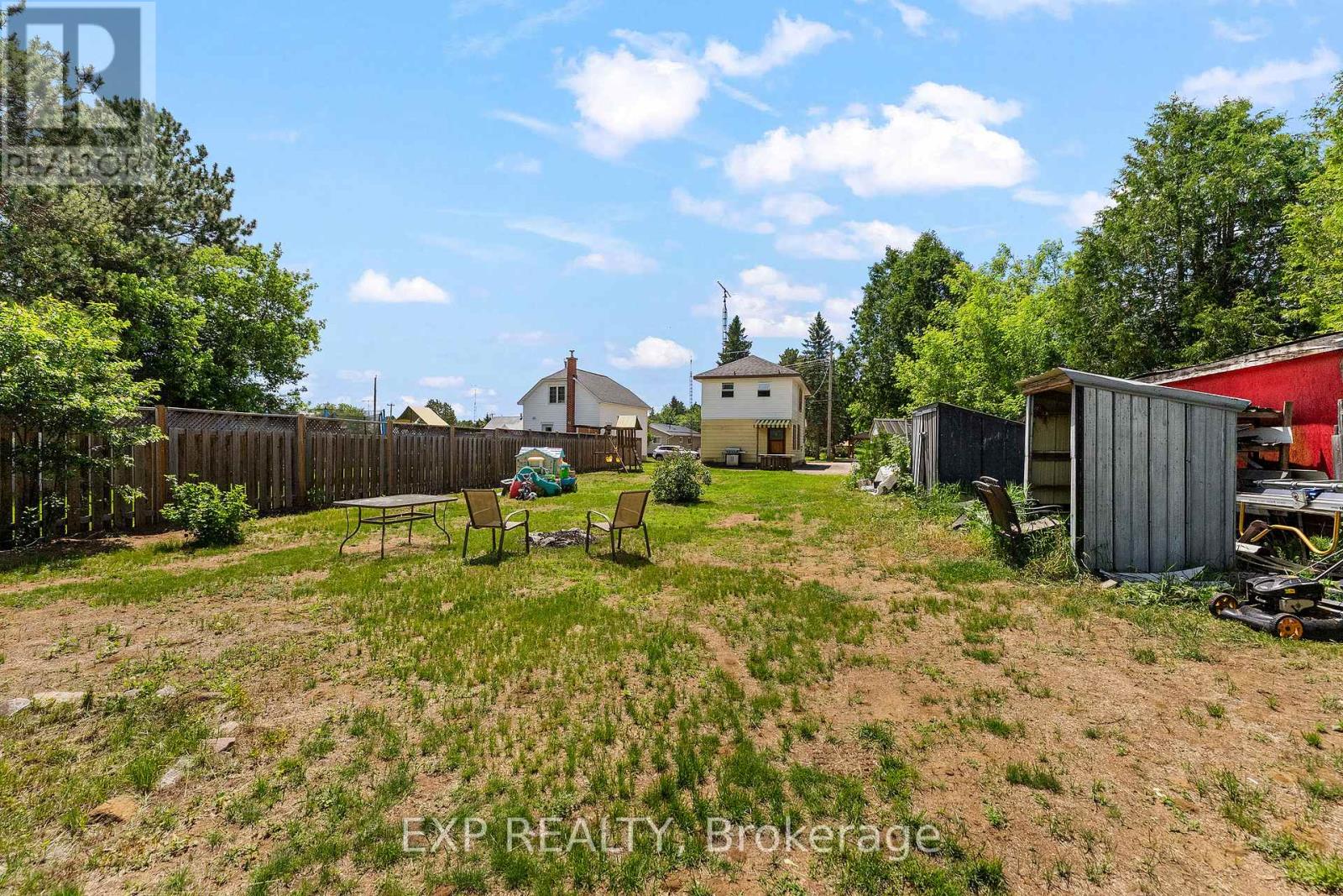 22 Lane Street, Madawaska Valley, Ontario  K0J 1B0 - Photo 4 - X13458194
