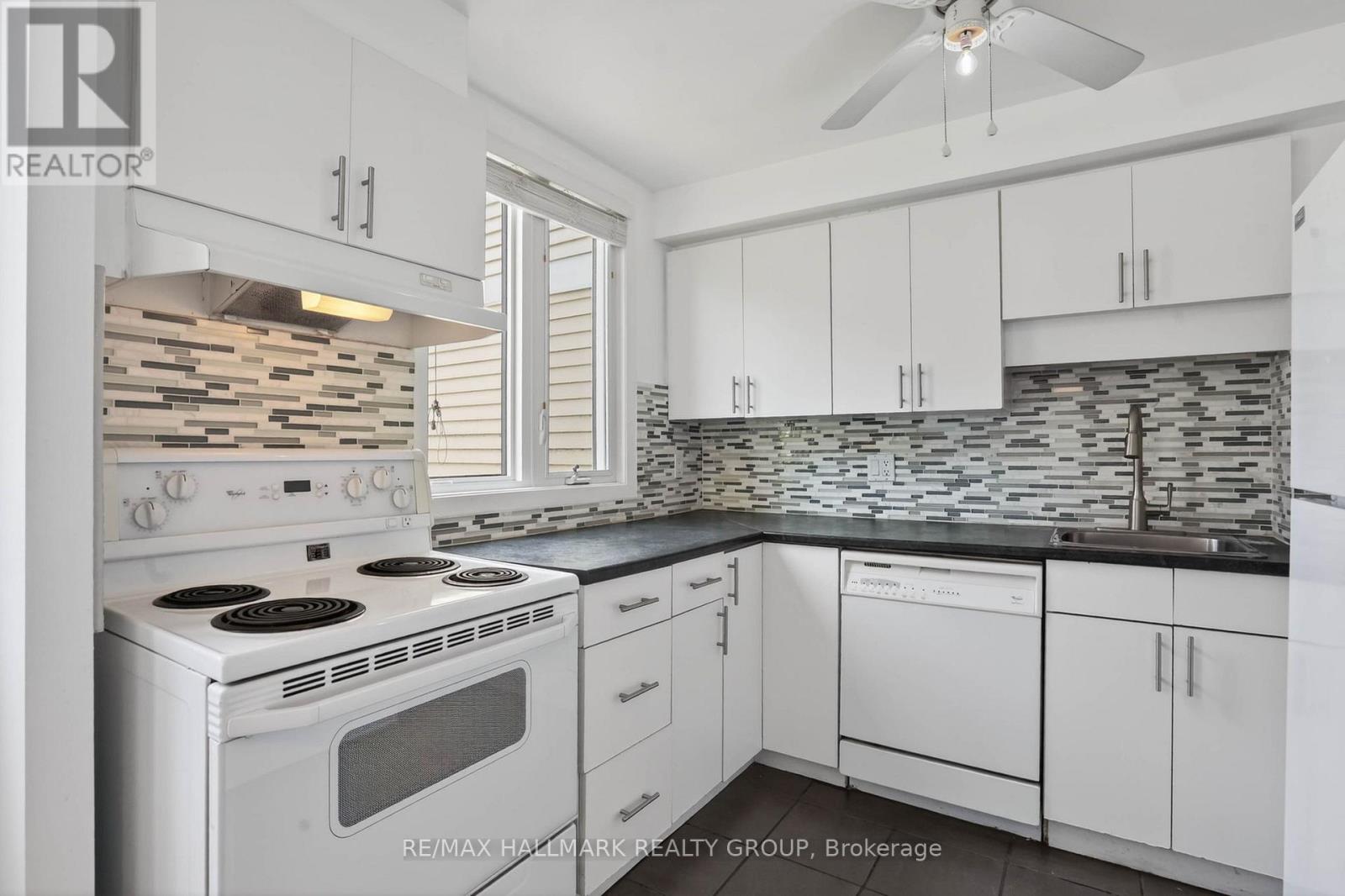 6609b - 6609 Bilberry Drive, Ottawa, Ontario K1C 4N5 - Photo 7 - X13458126