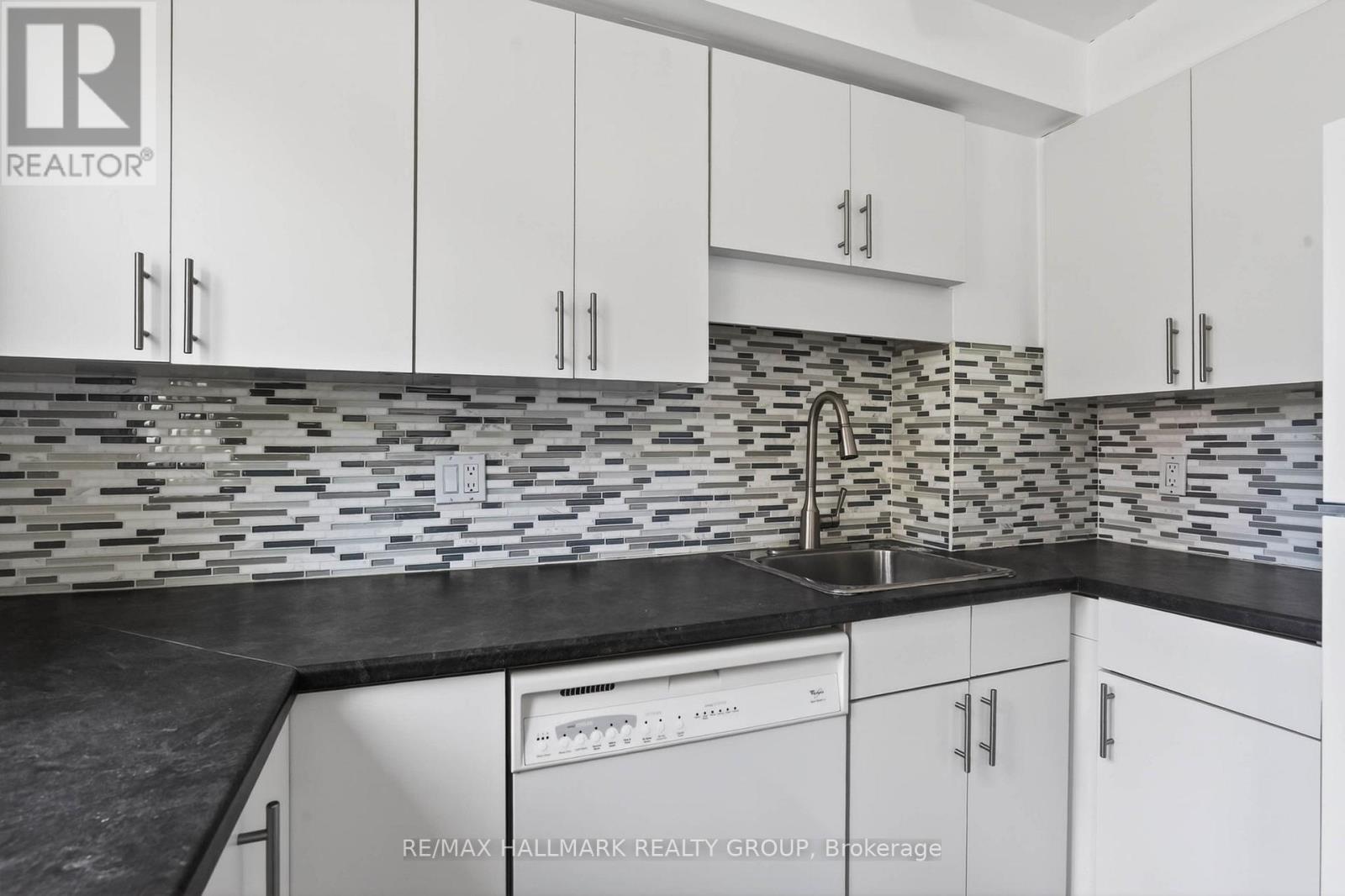 6609b - 6609 Bilberry Drive, Ottawa, Ontario K1C 4N5 - Photo 9 - X13458126