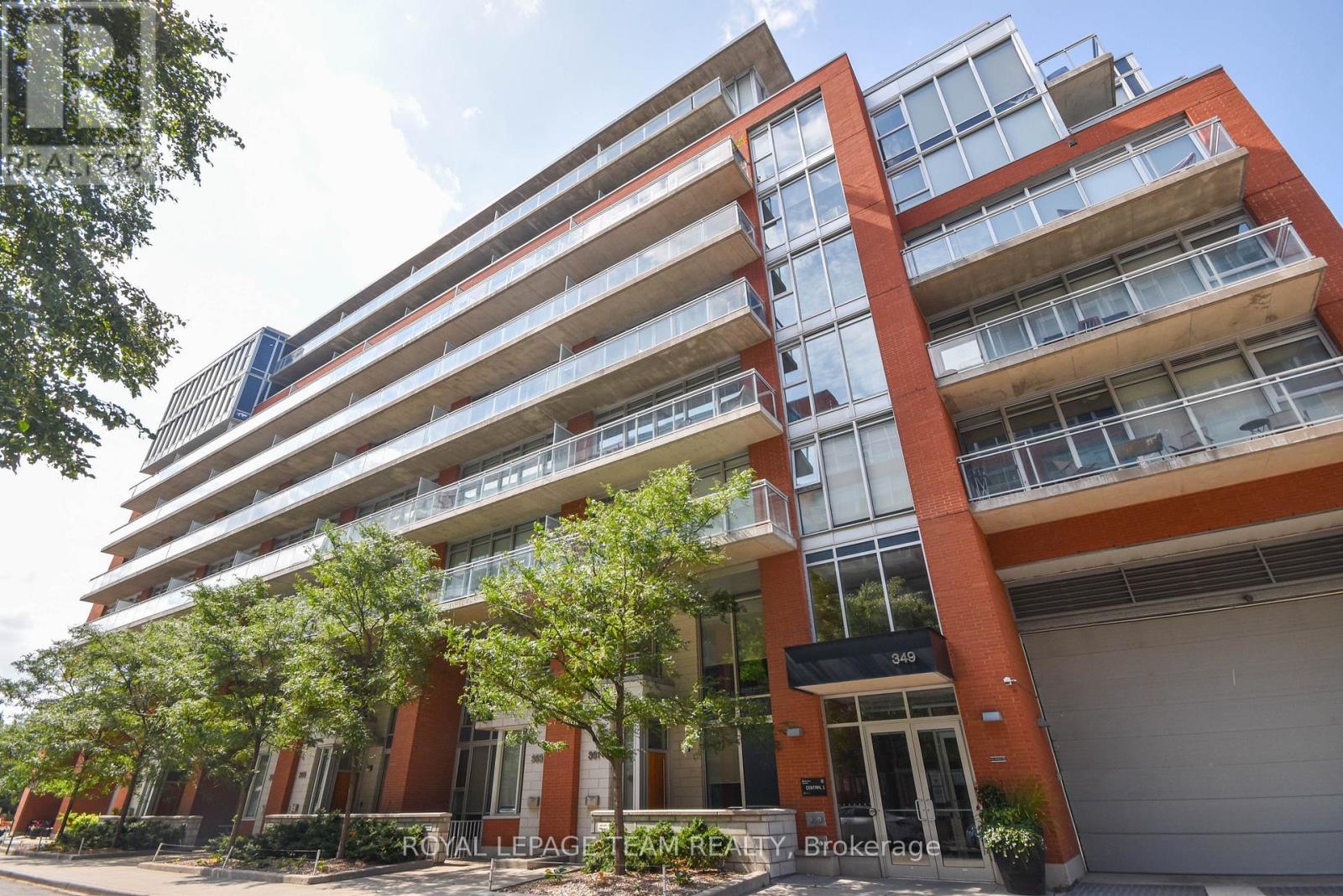 726 - 349 MCLEOD STREET, Ottawa, Ontario