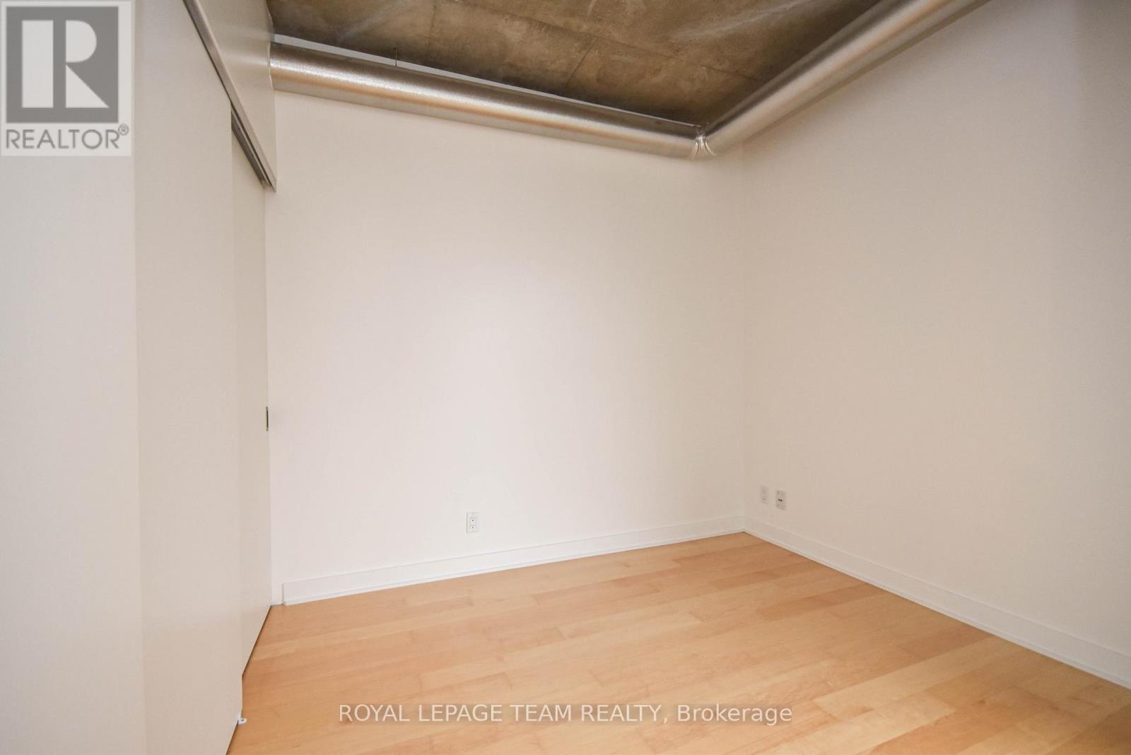 726 - 349 Mcleod Street, Ottawa, Ontario K2P 0S1 - Photo 18 - X13458242