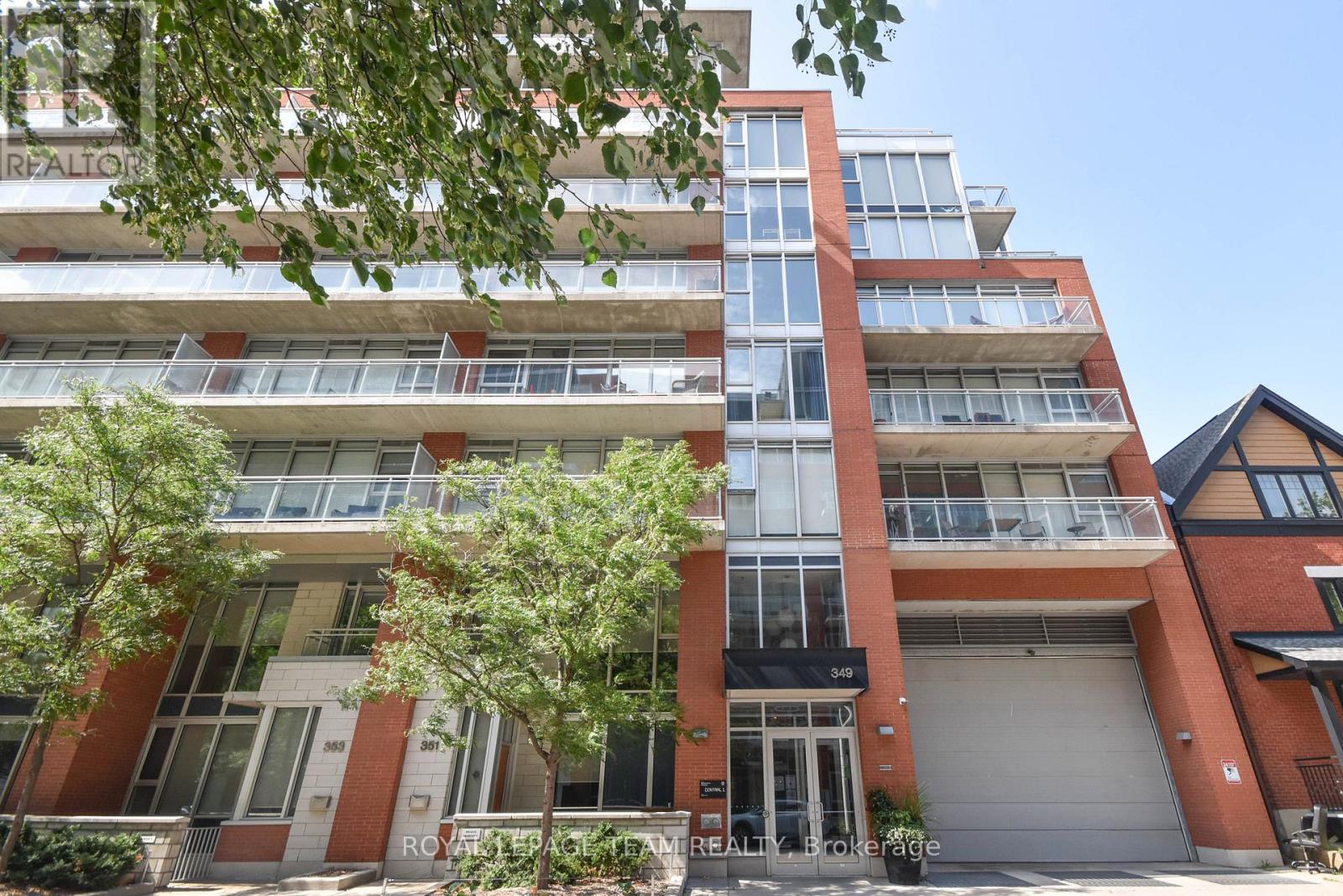 726 - 349 Mcleod Street, Ottawa, Ontario K2P 0S1 - Photo 2 - X13458242