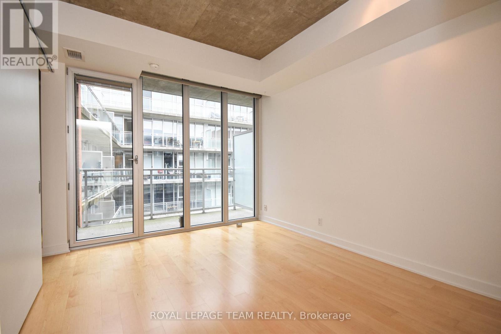 726 - 349 Mcleod Street, Ottawa, Ontario K2P 0S1 - Photo 6 - X13458242