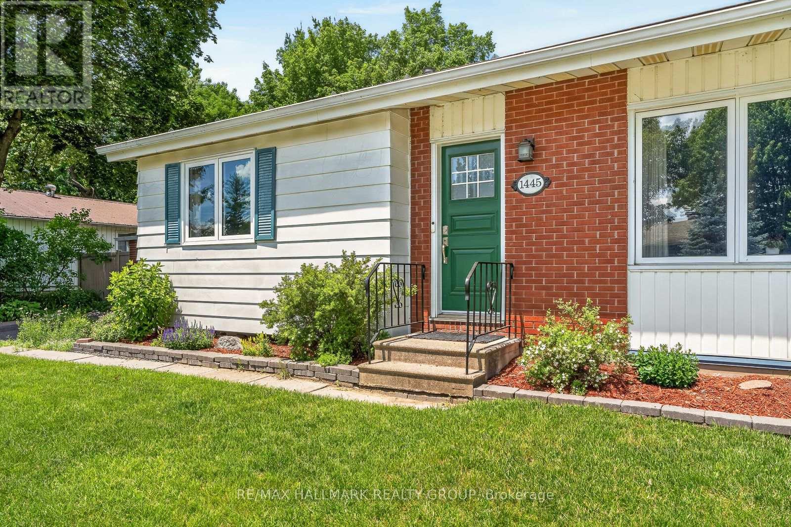 1445 Matheson Road, Ottawa, Ontario K1J 8B5 - Photo 4 - X13458348