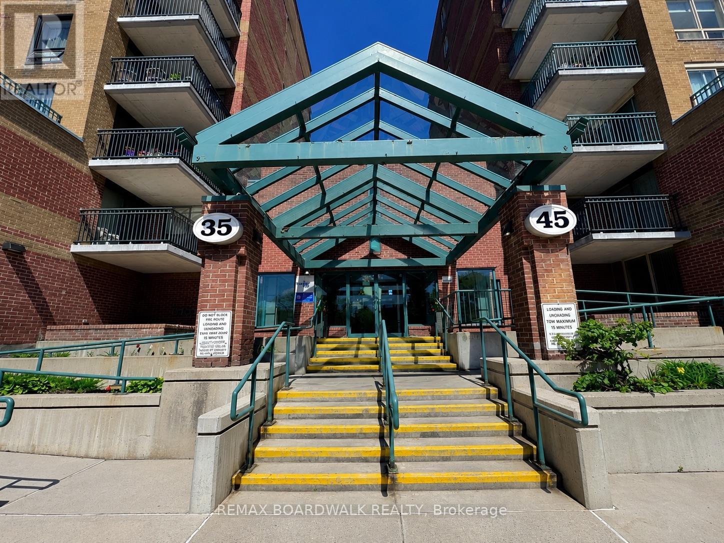 907 - 35 Holland Avenue, Ottawa, Ontario K1Y 4S2 - Photo 2 - X13458350