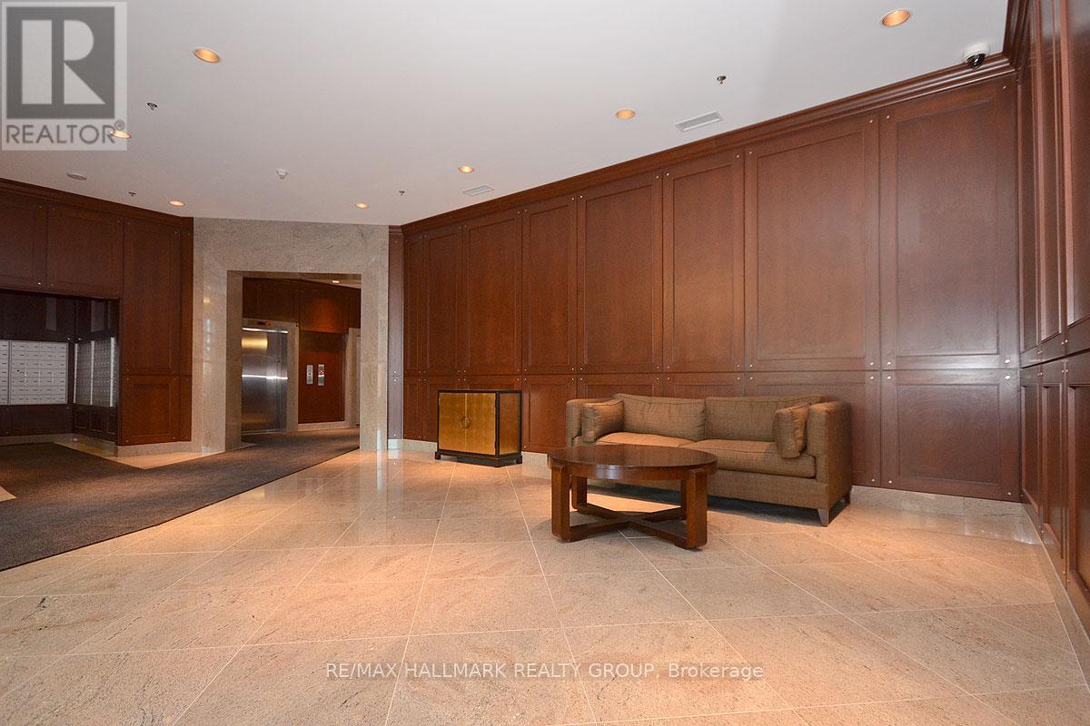 1902 - 234 Rideau Street, Ottawa, Ontario K1N 0A9 - Photo 3 - X13458352