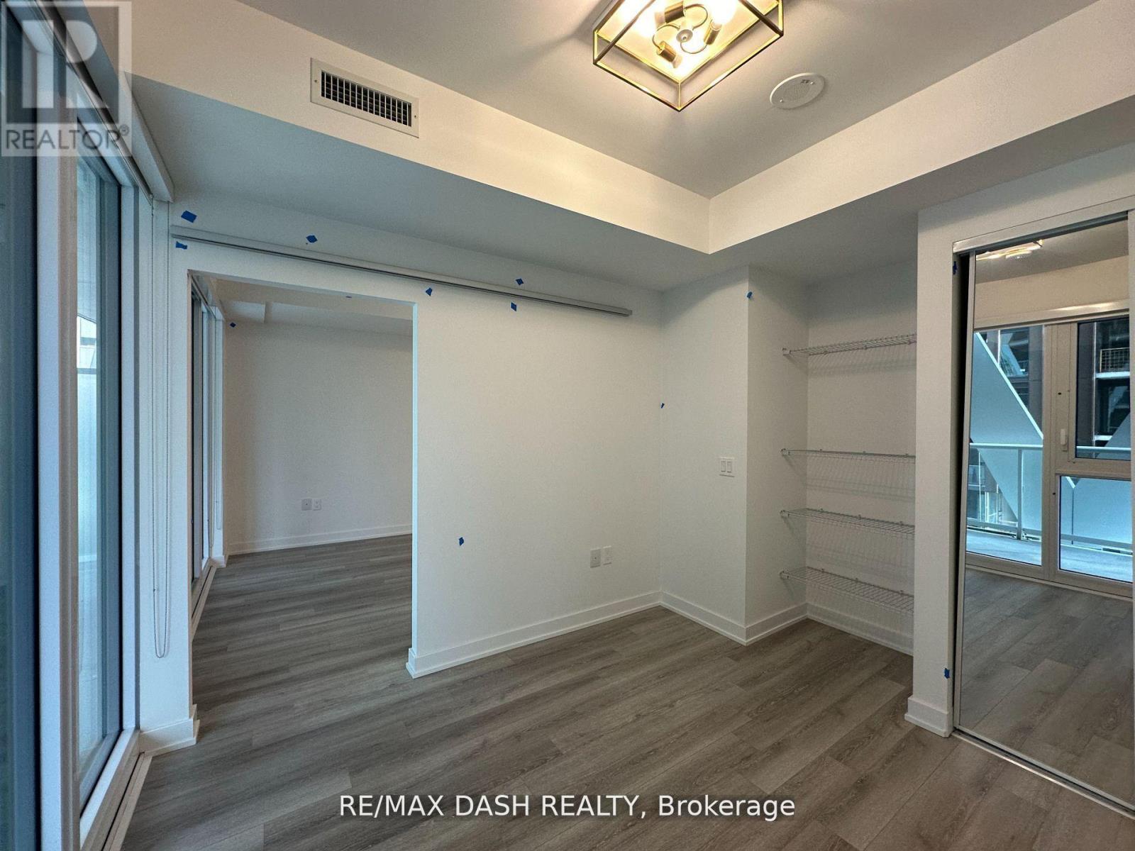 1627 - 230 Simcoe Street, Toronto, Ontario  M5T 1T4 - Photo 8 - C13458138