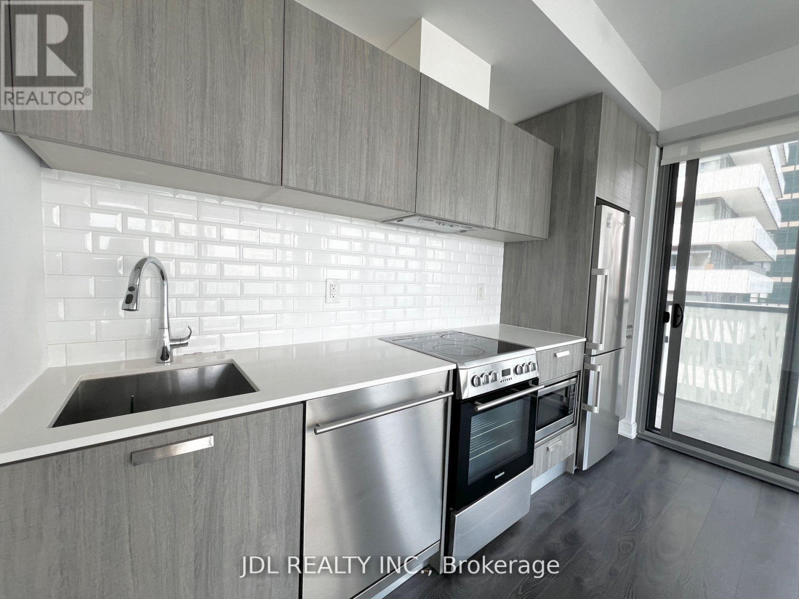 2210 - 50 Charles Street E, Toronto, Ontario M4Y 0C3 - Photo 4 - C13458244