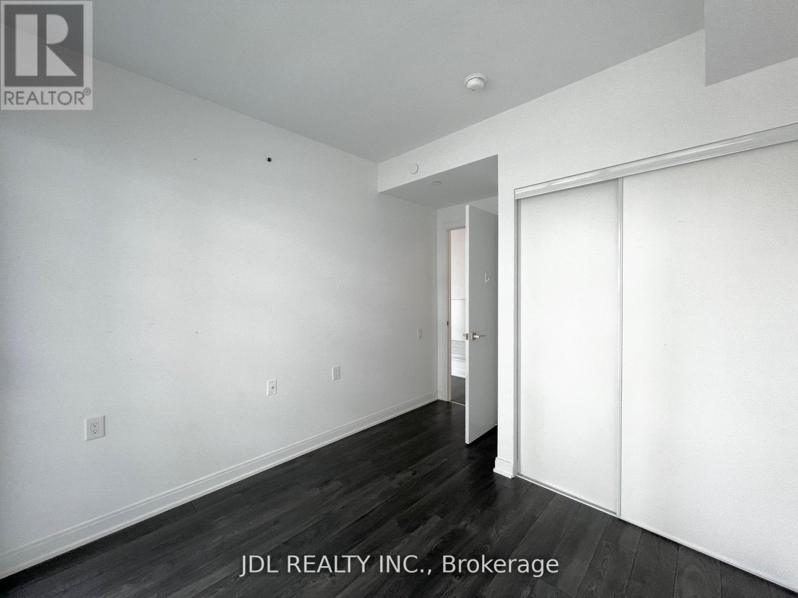 2210 - 50 Charles Street E, Toronto, Ontario M4Y 0C3 - Photo 6 - C13458244