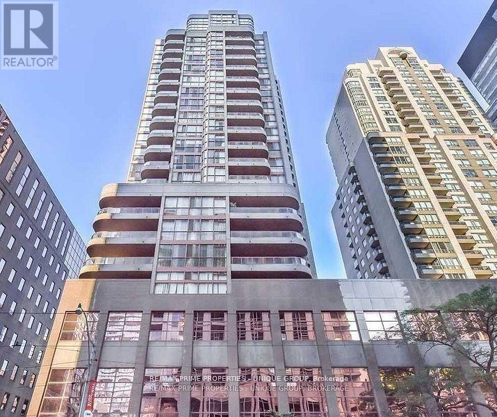 512 - 736 BAY STREET, Toronto, Ontario