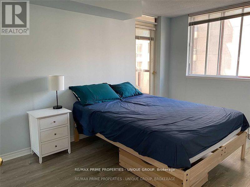 512 - 736 Bay Street, Toronto, Ontario  M5G 1N6 - Photo 13 - C13458336