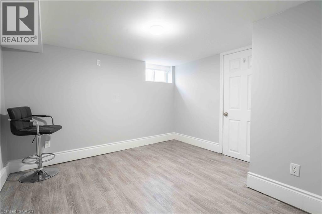 73 West 3rd Unit# B, Hamilton, Ontario  L9C 3K2 - Photo 11 - 40840882