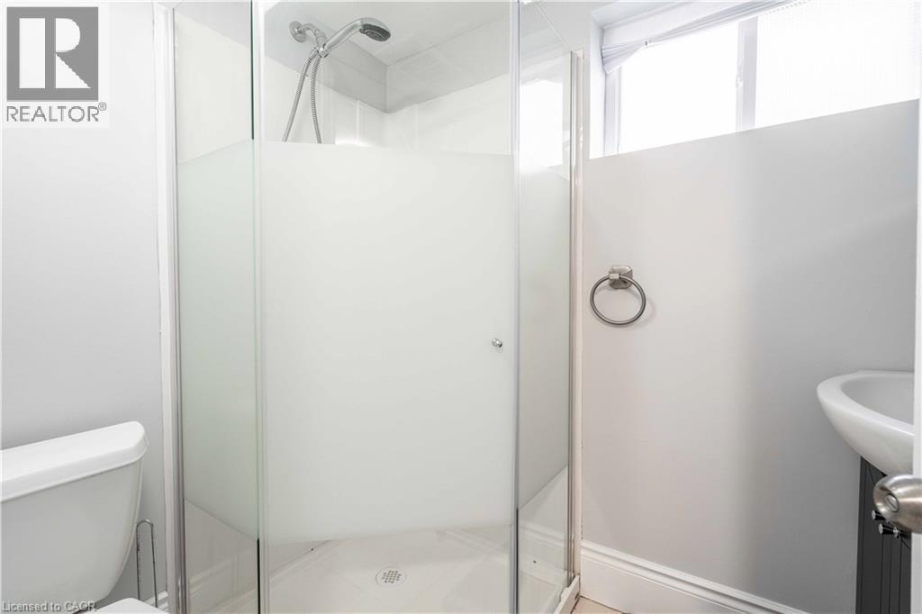 73 West 3rd Unit# B, Hamilton, Ontario  L9C 3K2 - Photo 16 - 40840882