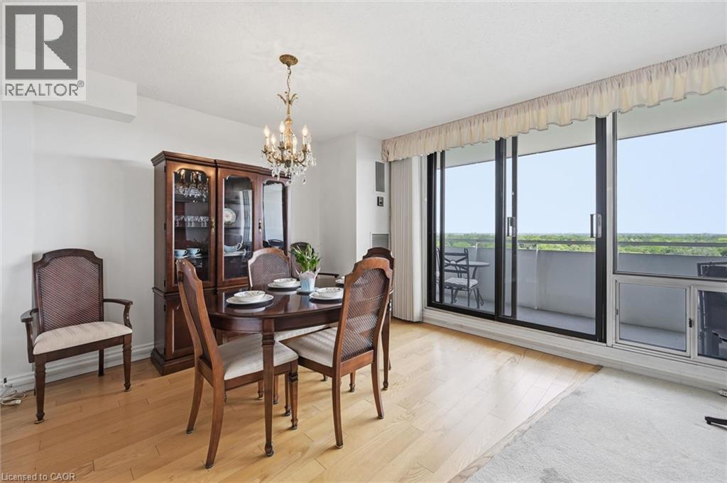 2055 Upper Middle Road Unit# 1202, Burlington, Ontario  L7P 3P4 - Photo 10 - 40840163