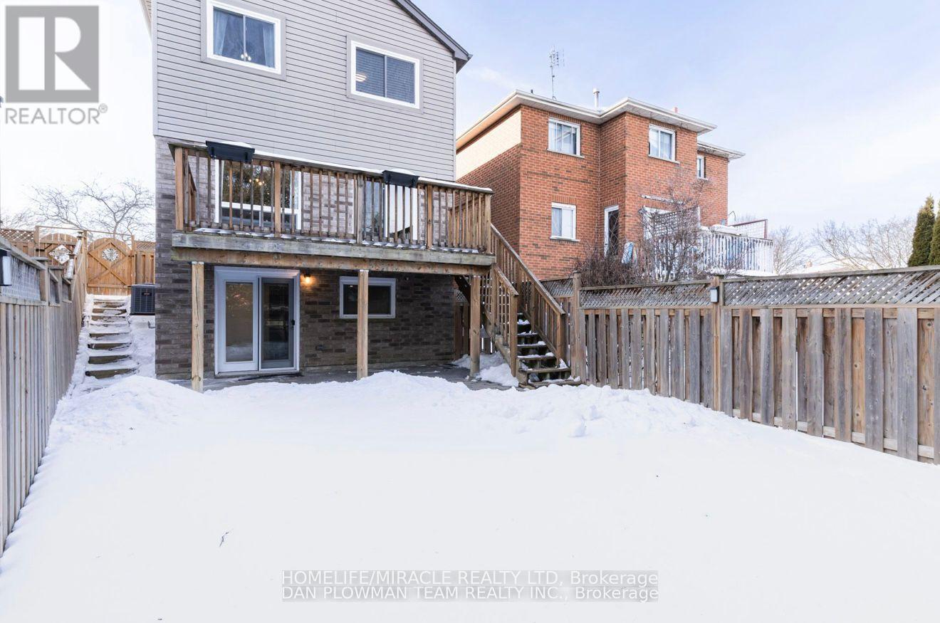 3 Teddington Crescent, Whitby, Ontario  L1R 1S4 - Photo 18 - E13458124