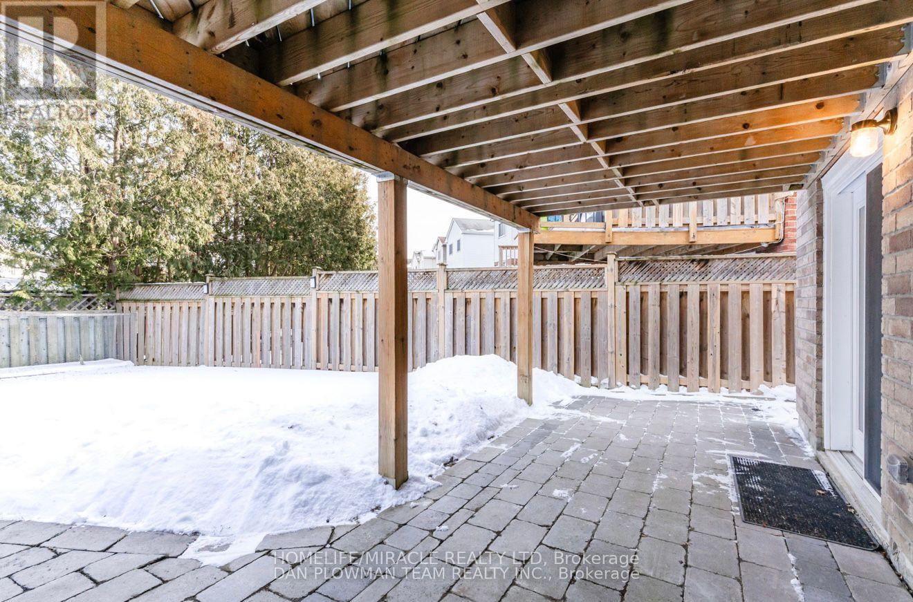 3 Teddington Crescent, Whitby, Ontario  L1R 1S4 - Photo 22 - E13458124