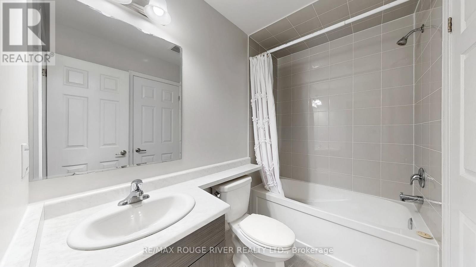 1061 Clipper Lane, Pickering, Ontario L1X 0E9 - Photo 28 - E13458152