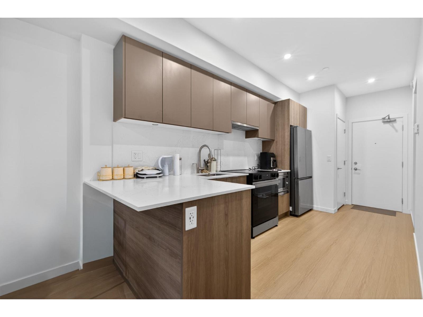 E512 10829 140 Street, Surrey, British Columbia  V6V 0A8 - Photo 8 - R3136169