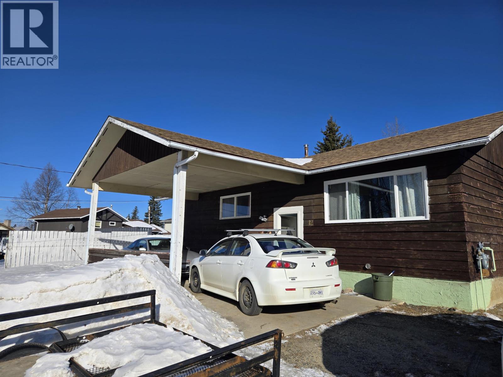 12 OSPIKA CRESCENT, Mackenzie, British Columbia