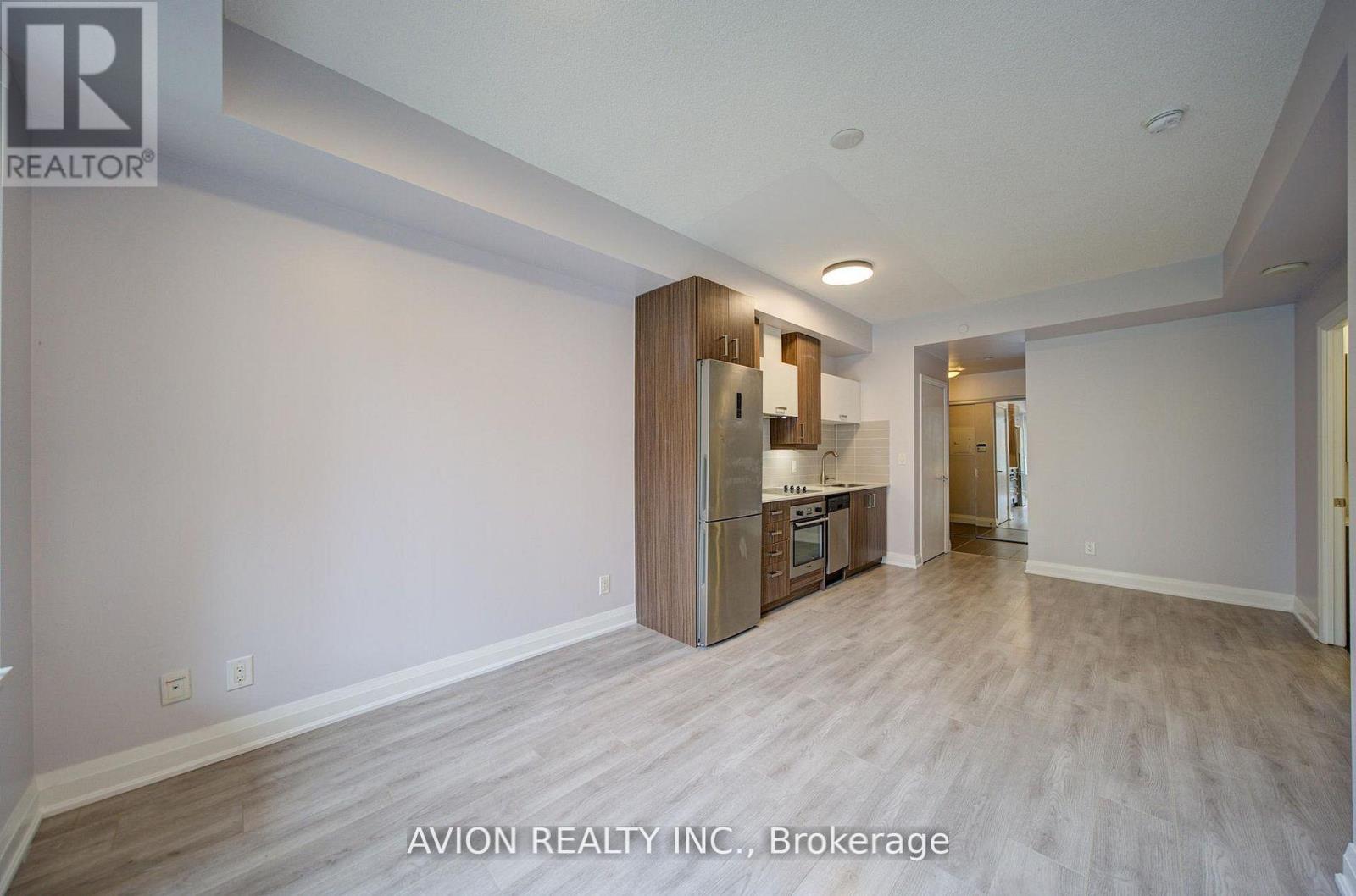 301 - 18 Uptown Drive, Markham, Ontario L3R 5M5 - Photo 5 - N13458128