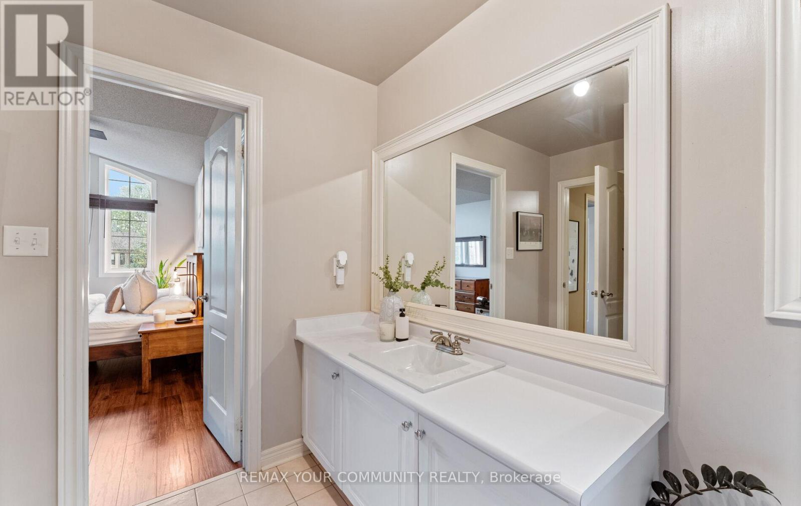 39 Raintree Crescent, Richmond Hill, Ontario L4E 3T6 - Photo 24 - N13458144
