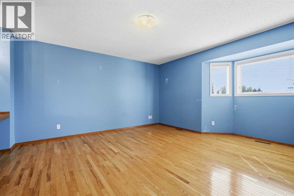 201 Sierra Morena Circle SW, Calgary, Alberta  T3H 2W8 - Photo 22 - A2321592