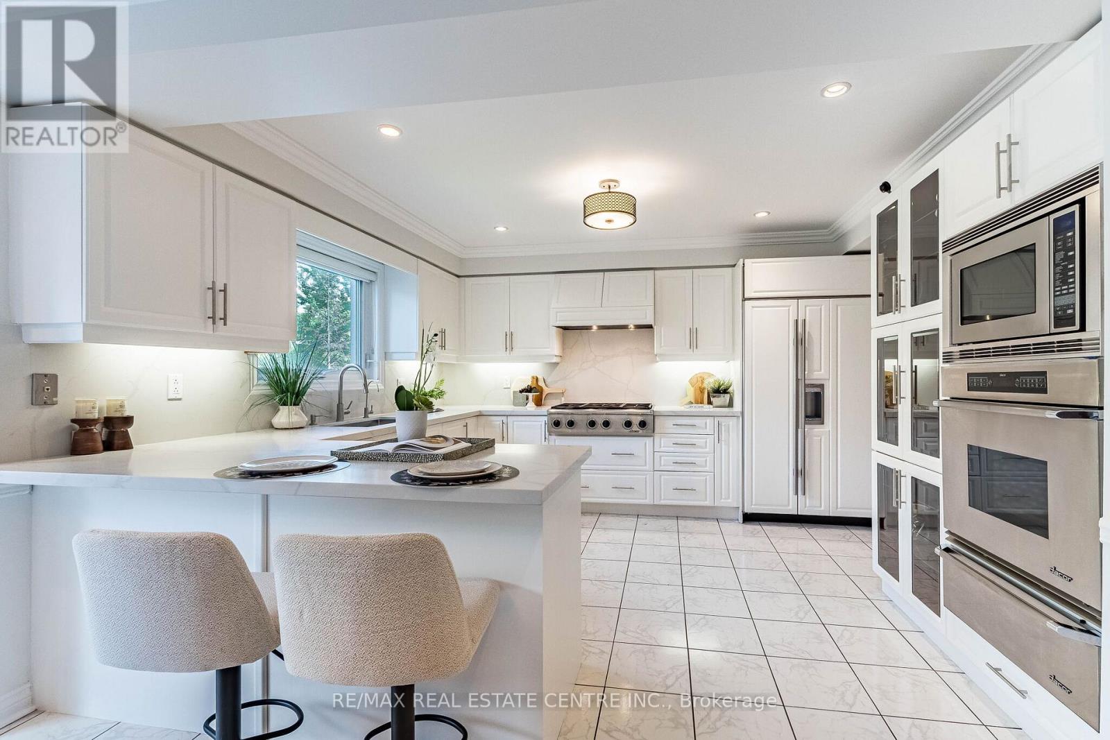 5937 Rayshaw Crescent, Mississauga, Ontario  L5M 2P1 - Photo 13 - W13458142