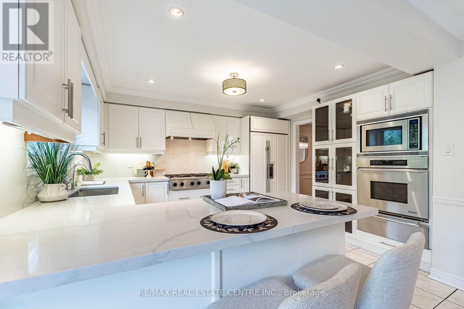 5937 Rayshaw Crescent, Mississauga, Ontario  L5M 2P1 - Photo 14 - W13458142