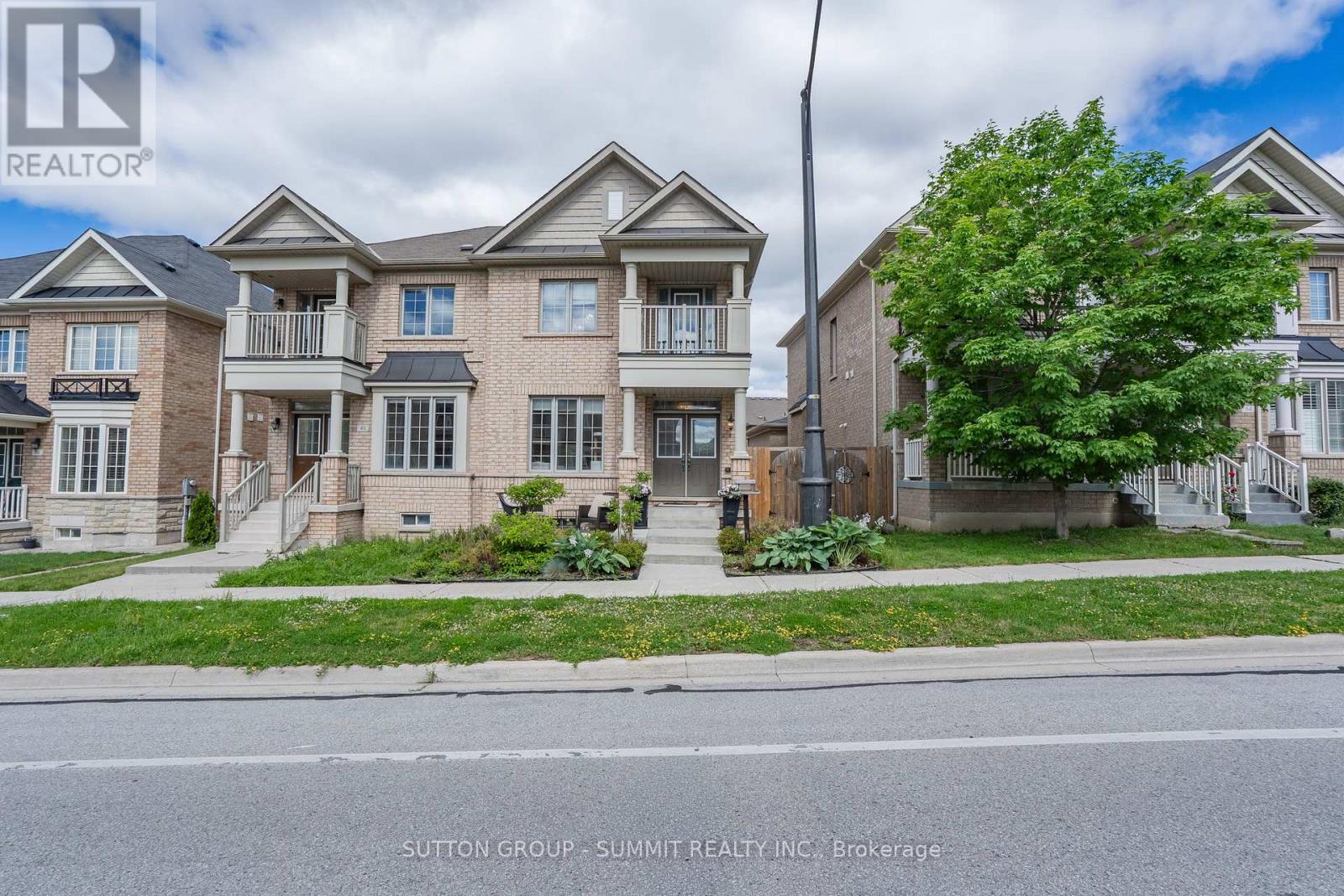 50 BONNIE BRAES DRIVE, Brampton, Ontario