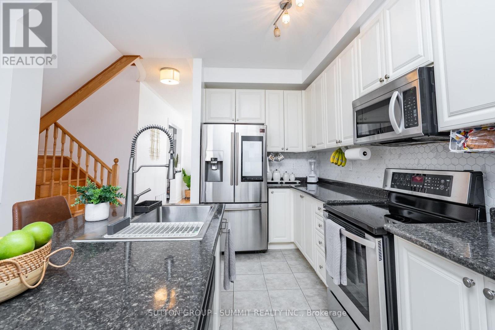 50 Bonnie Braes Drive, Brampton, Ontario  L6Y 0G8 - Photo 10 - W13458174