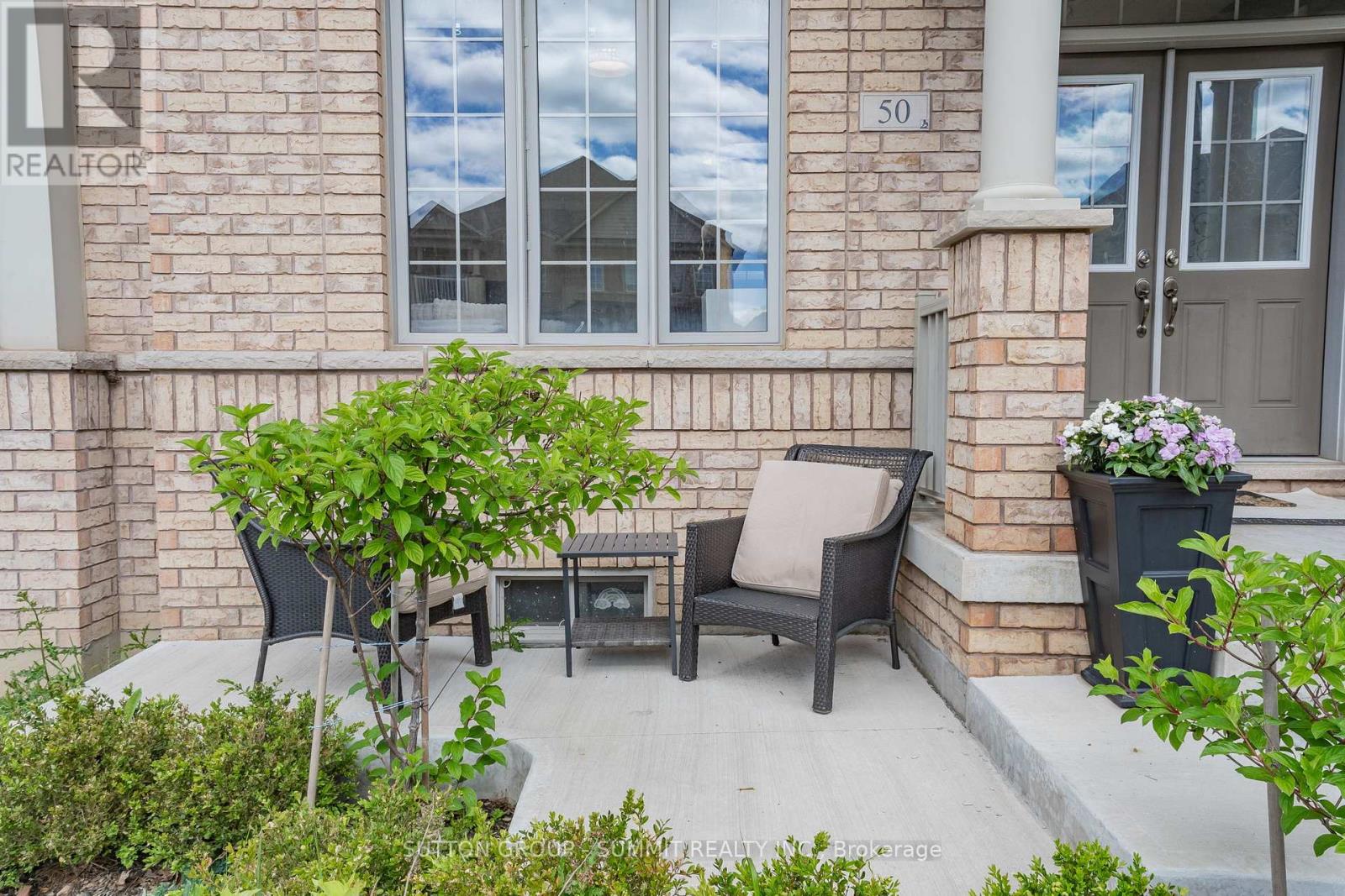 50 Bonnie Braes Drive, Brampton, Ontario  L6Y 0G8 - Photo 3 - W13458174