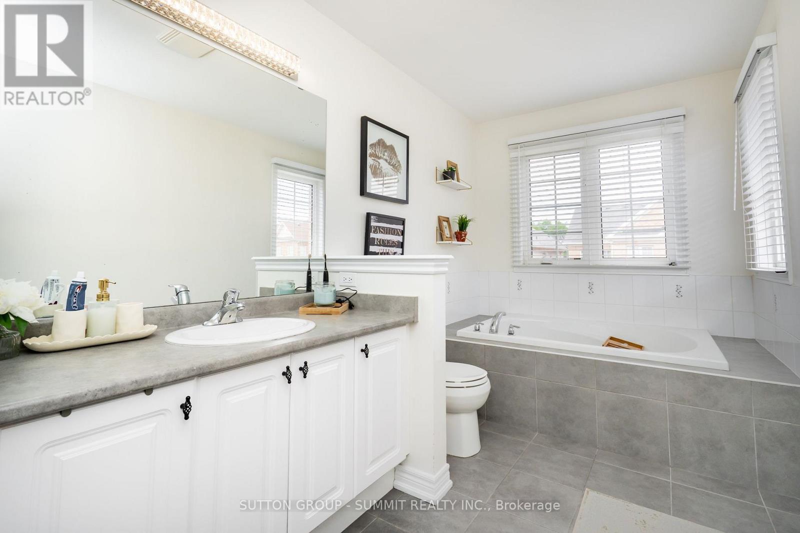 50 Bonnie Braes Drive, Brampton, Ontario  L6Y 0G8 - Photo 30 - W13458174