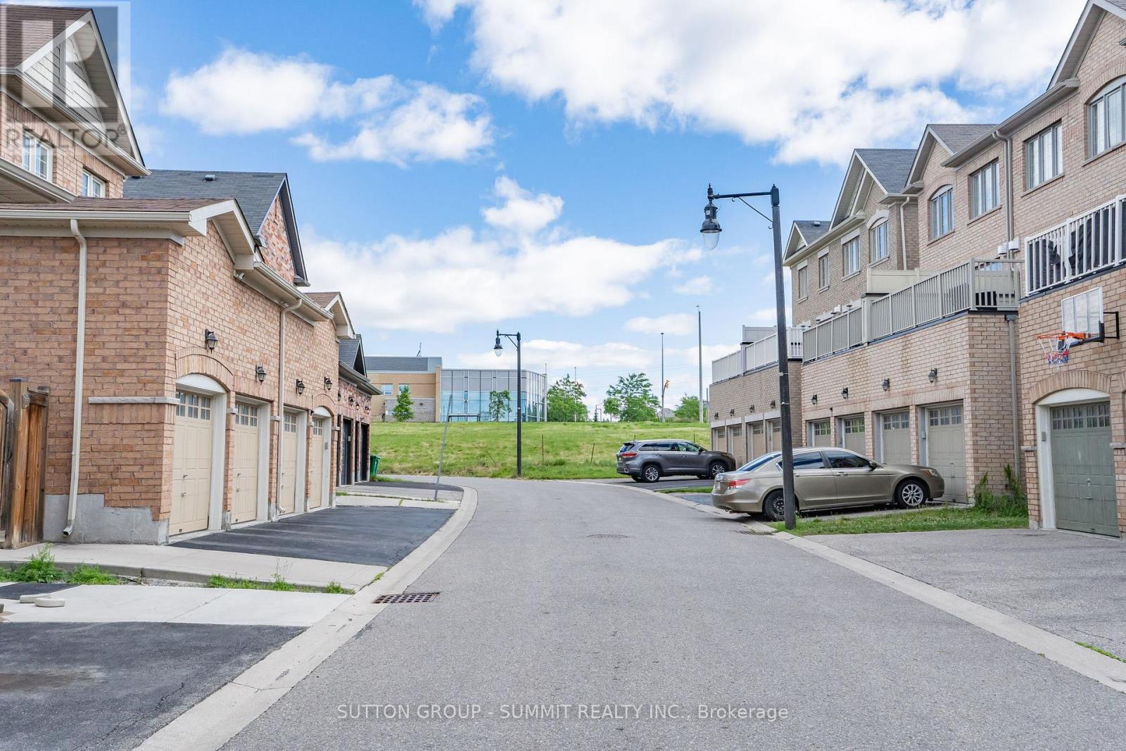 50 Bonnie Braes Drive, Brampton, Ontario  L6Y 0G8 - Photo 49 - W13458174