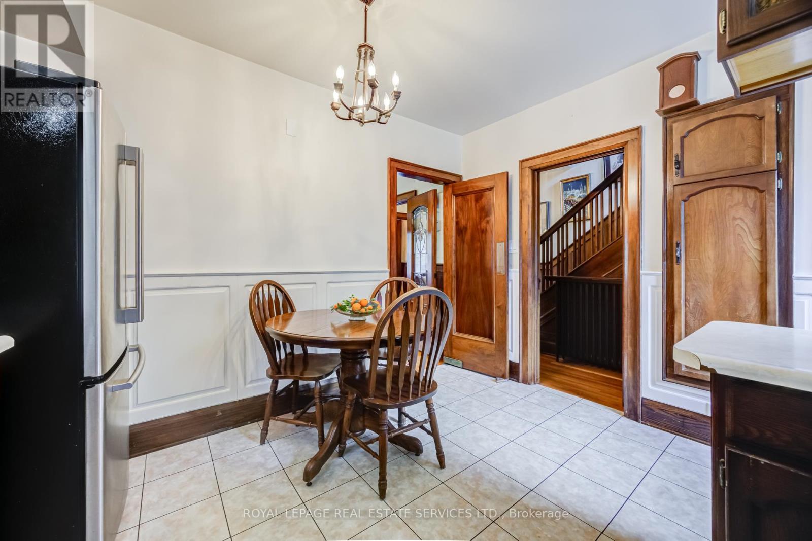 51 Halford Avenue, Toronto, Ontario  M6S 4E9 - Photo 17 - W13458368
