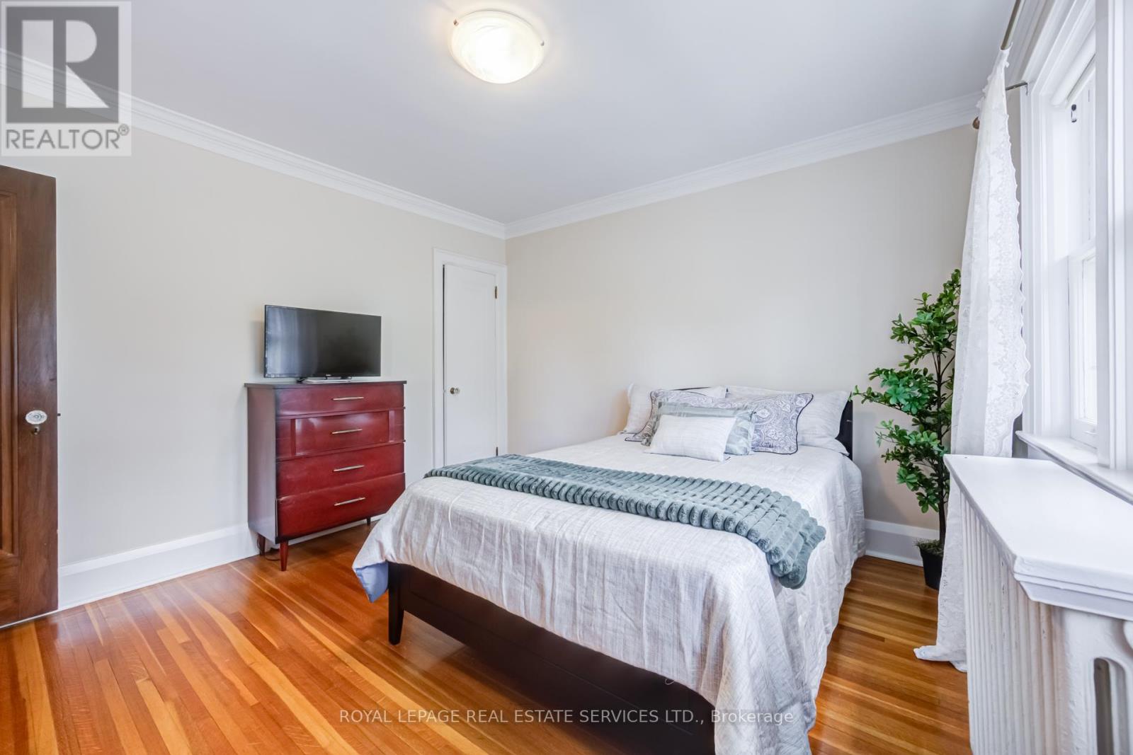 51 Halford Avenue, Toronto, Ontario  M6S 4E9 - Photo 23 - W13458368