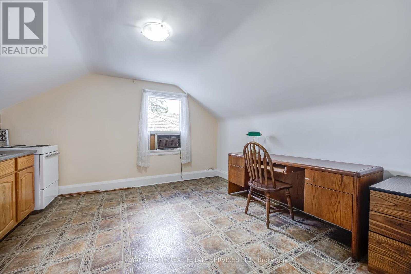 51 Halford Avenue, Toronto, Ontario  M6S 4E9 - Photo 36 - W13458368