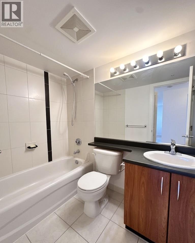2409 3663 Crowley Drive, Vancouver, British Columbia  V5R 6H4 - Photo 8 - R3089375