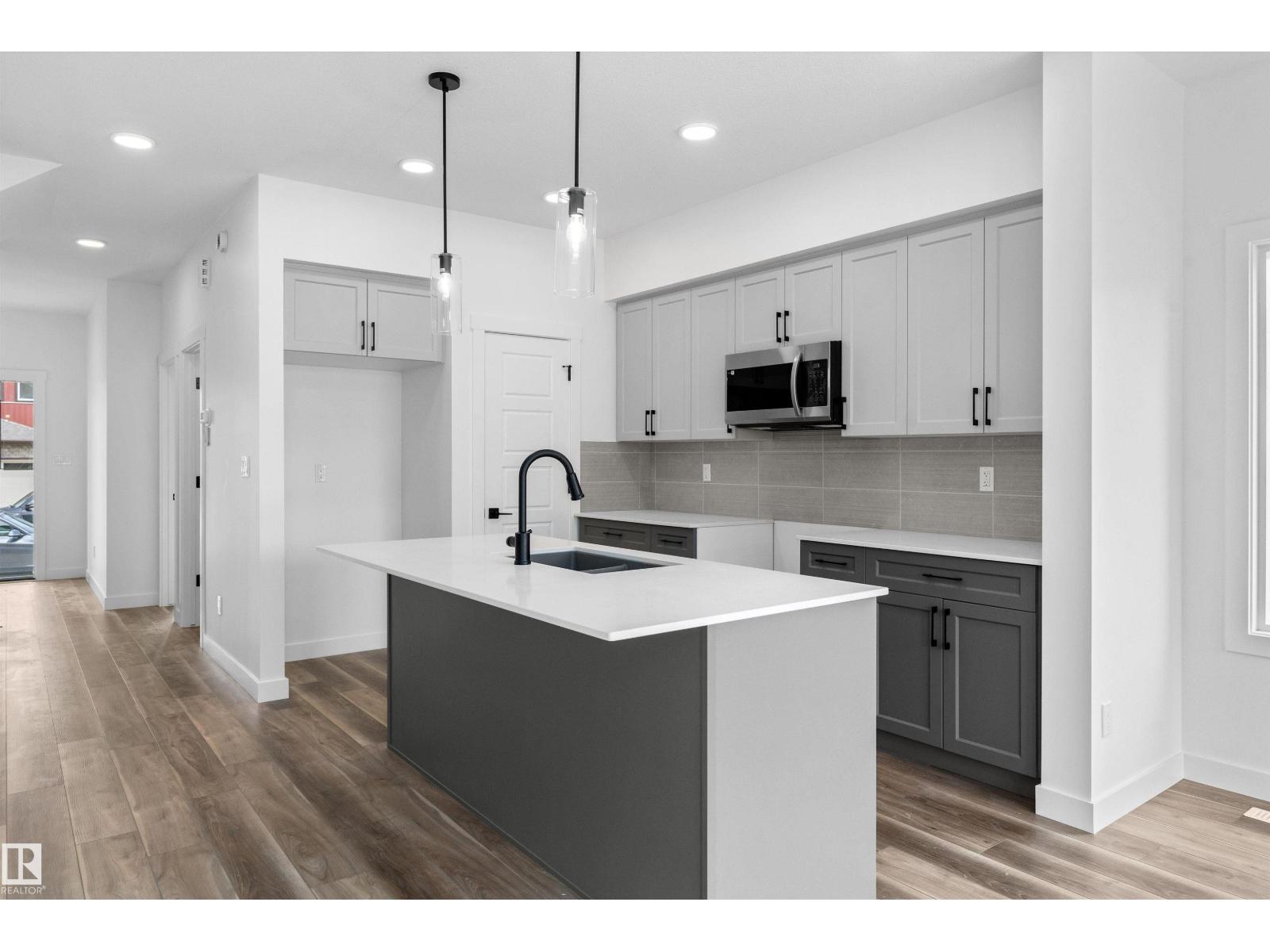 20615 43 Av NW, Edmonton, Alberta  T6M 3E3 - Photo 12 - E4488044