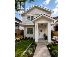 1 1436 E 1ST AVENUE, Vancouver, British Columbia