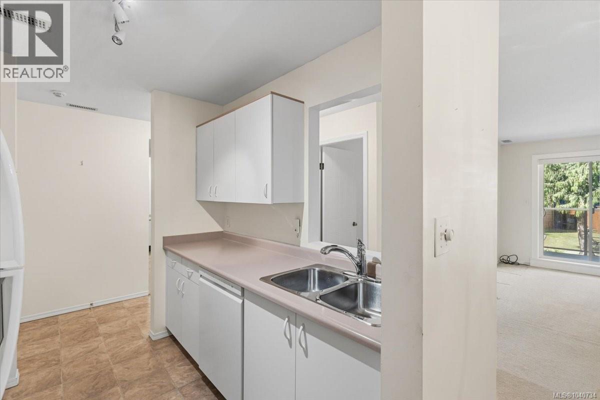 204 4701 Uplands Dr, Nanaimo, British Columbia  V9T 5Y2 - Photo 7 - 1040734