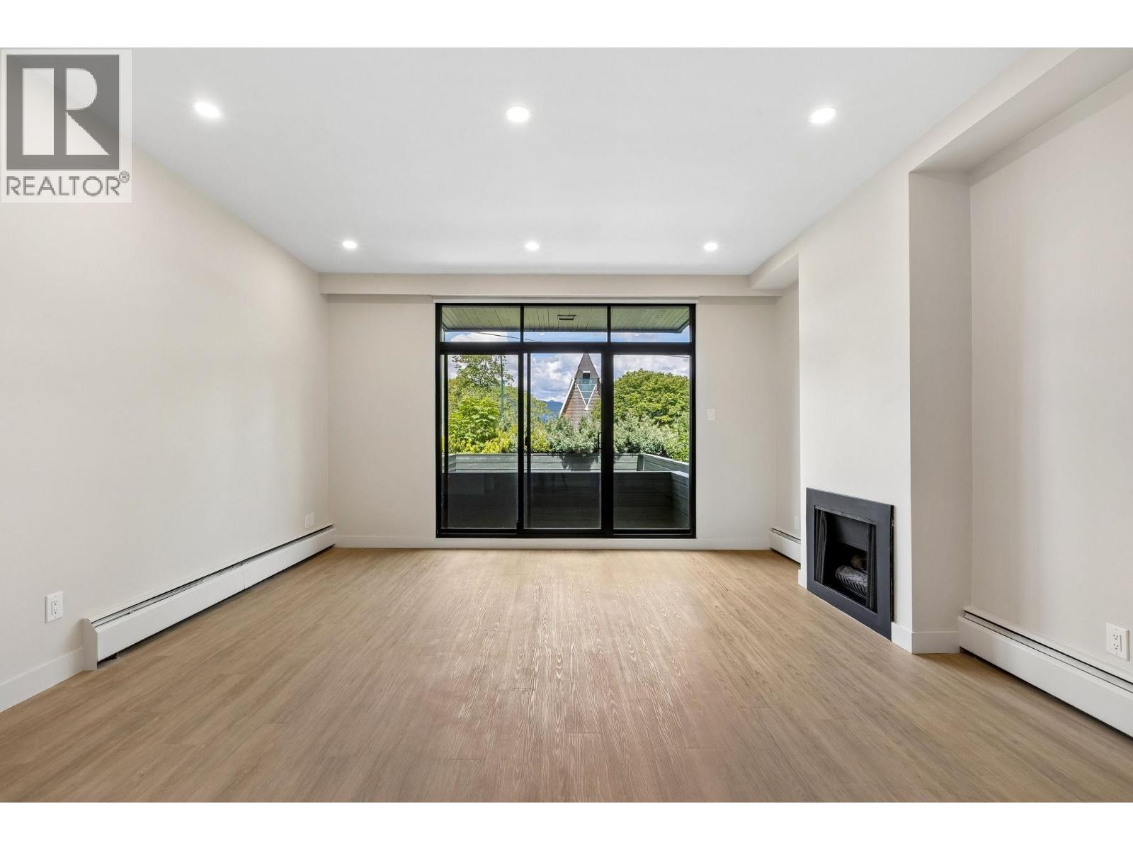 1010 Cypress Street, Vancouver, British Columbia  V6J 3K5 - Photo 2 - R3129833