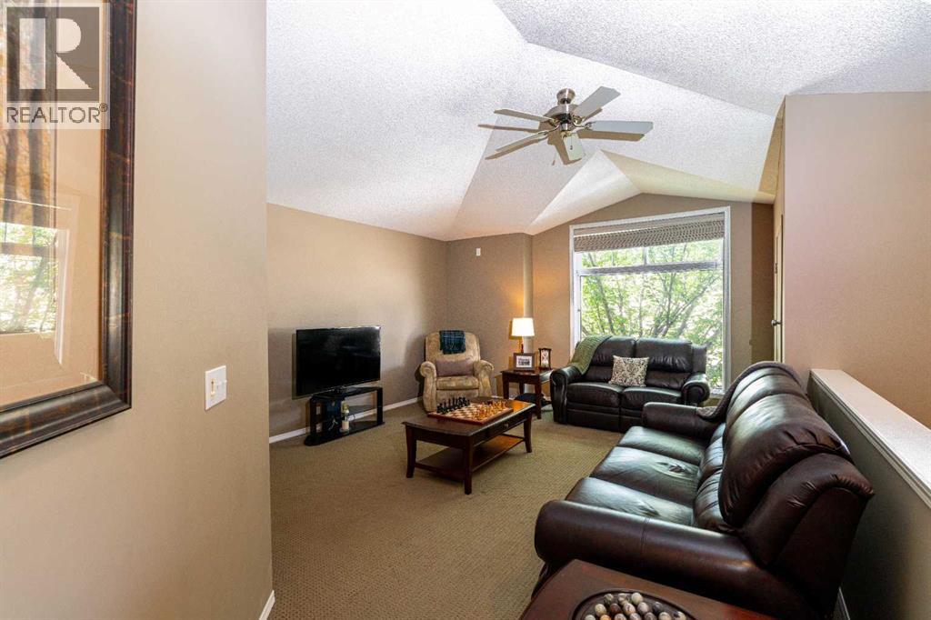 203, 11 Panatella Landing Nw, Calgary, Alberta  T3K 0K8 - Photo 4 - A2319198