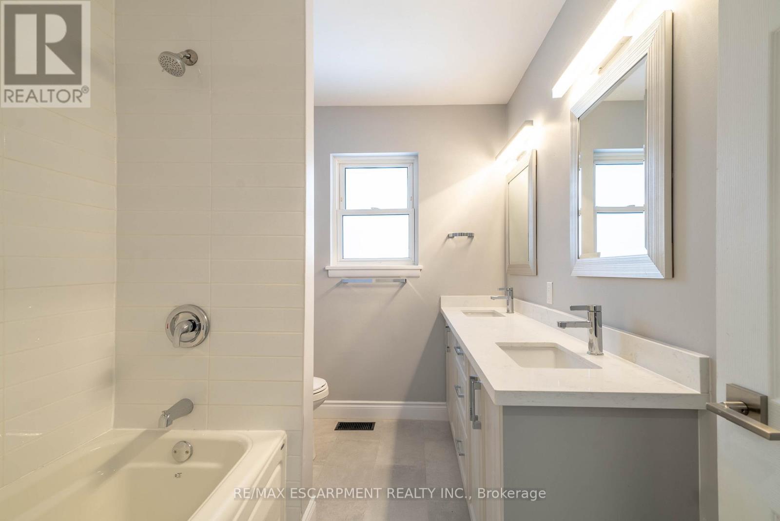 1 - 196 Upper Paradise Road, Hamilton, Ontario L9C 5B9 - Photo 11 - X13458202