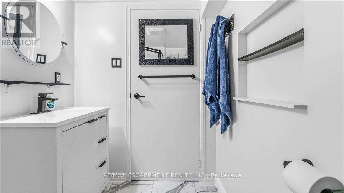 17 Alba Street, Hamilton, Ontario  L8G 1N9 - Photo 30 - X13458290