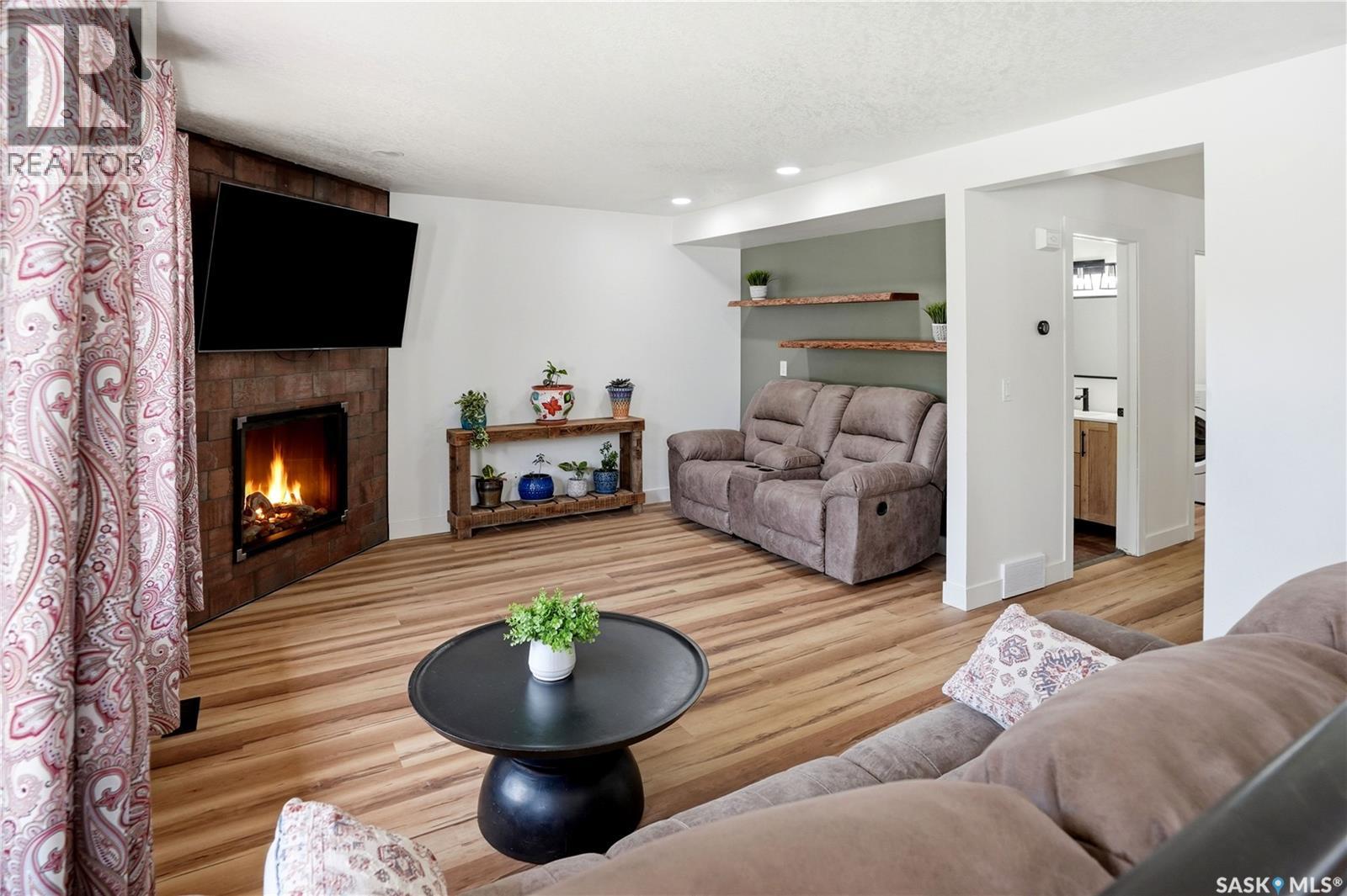 3348 Gloucester Bay, Regina, Saskatchewan  S4V 2T9 - Photo 16 - SK039783