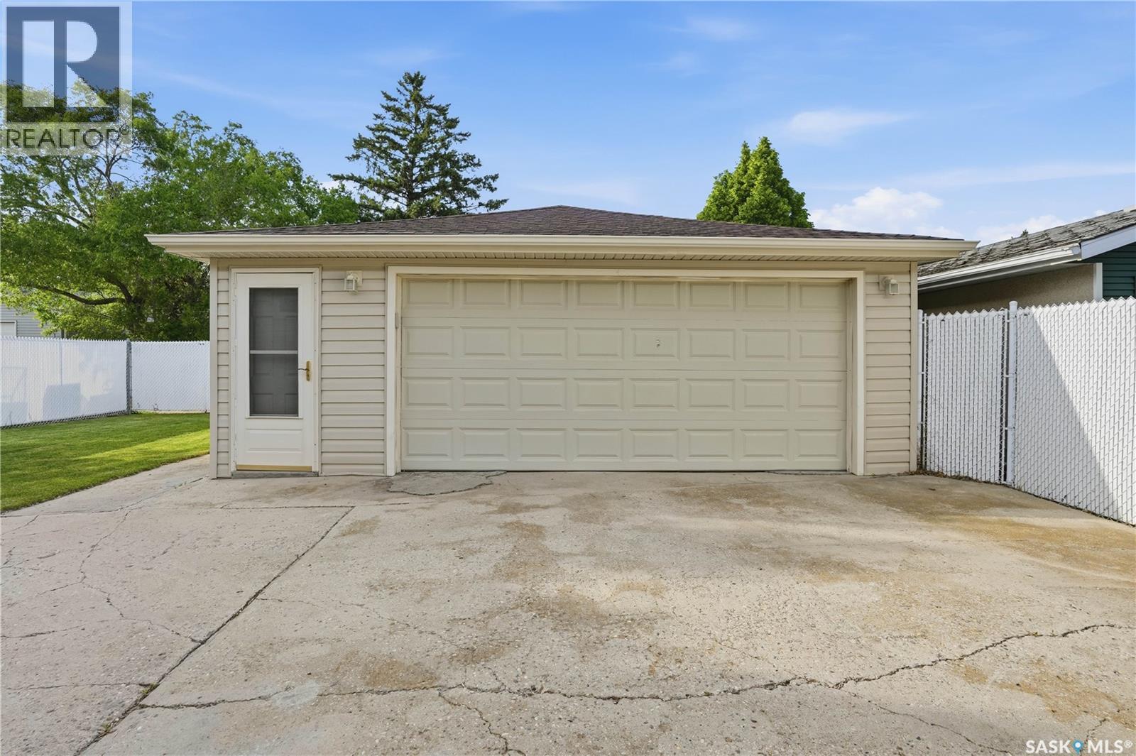 30 Straub Crescent, Regina, Saskatchewan  S4T 6S6 - Photo 37 - SK039645