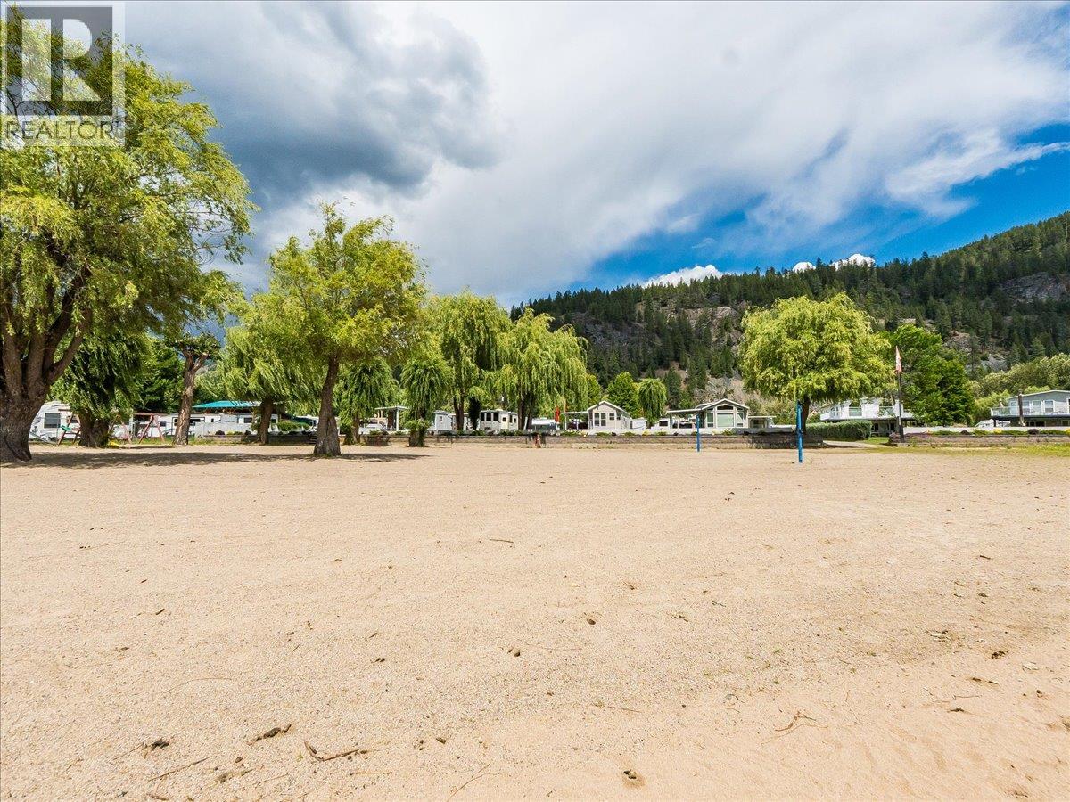 1805 Highway 3 Lot# 2, Christina Lake, British Columbia V0G 1E0 - Photo 9 - 10391699