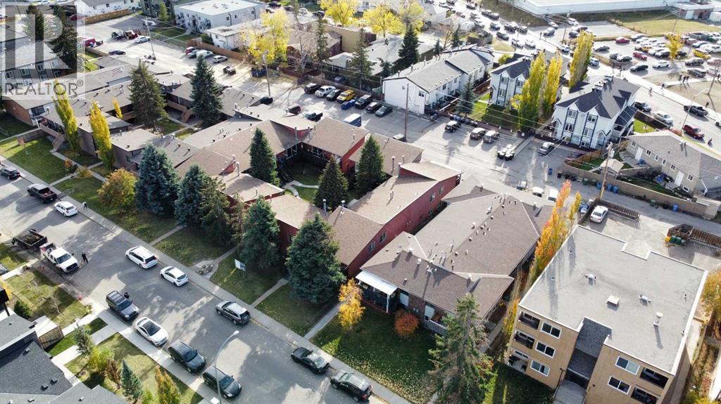 1-12, 4607 73 Street NW, Calgary, Alberta  T3B 2M3 - Photo 3 - A2225168